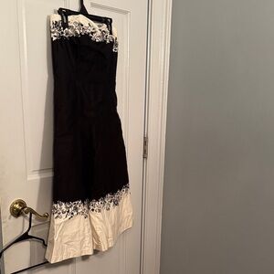 100% Cotton White House Black Market Black and White Dress